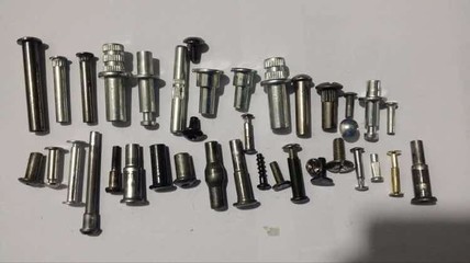 供应左霸MD6-6S-60L多工位冷镦机 高效铆接与紧固件制造的利器